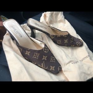 Louis Vuitton Canvas Monogram Heels Size 7